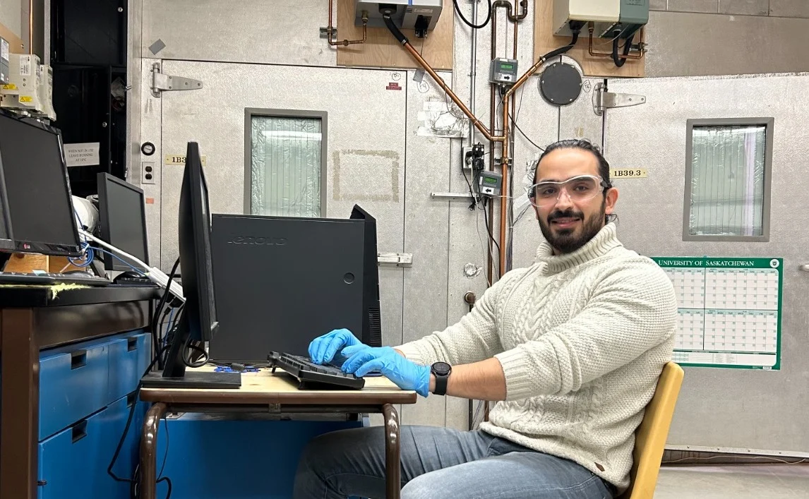 Amirreza in USask Thermofluids Lab